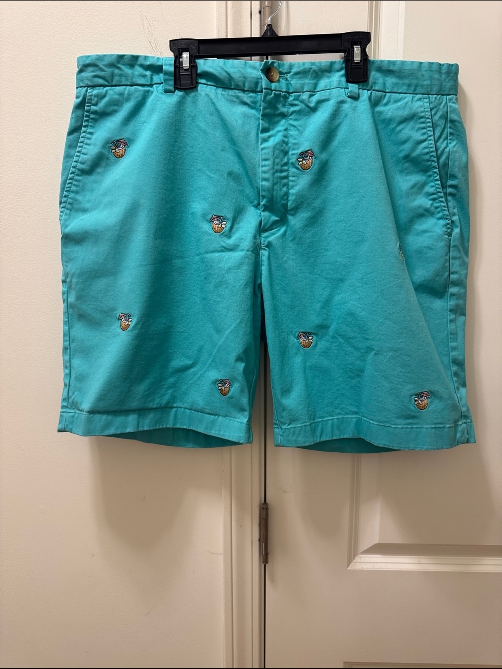 Vineyard vines Coconut tropic Men Shorts